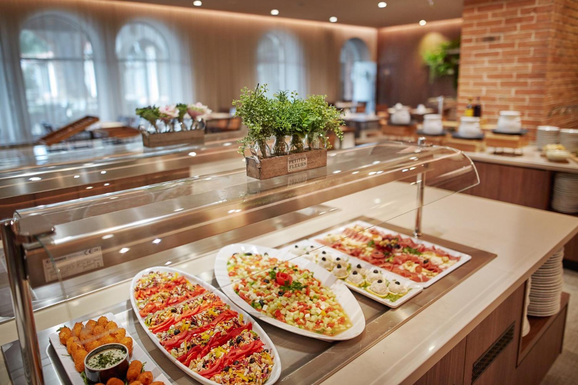 Olive Family Suites - Hotel & Resort Adria อังคาราน ภายนอก รูปภาพ